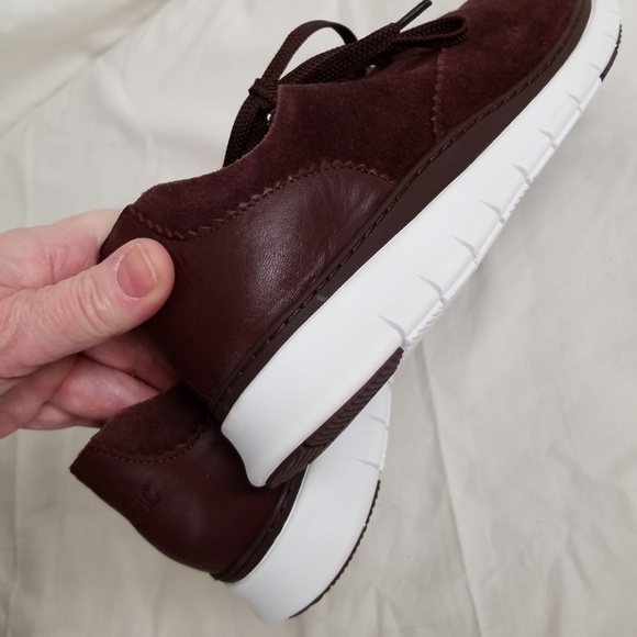 NEW Vionic Ortho Sneakers - Picture 5 of 8